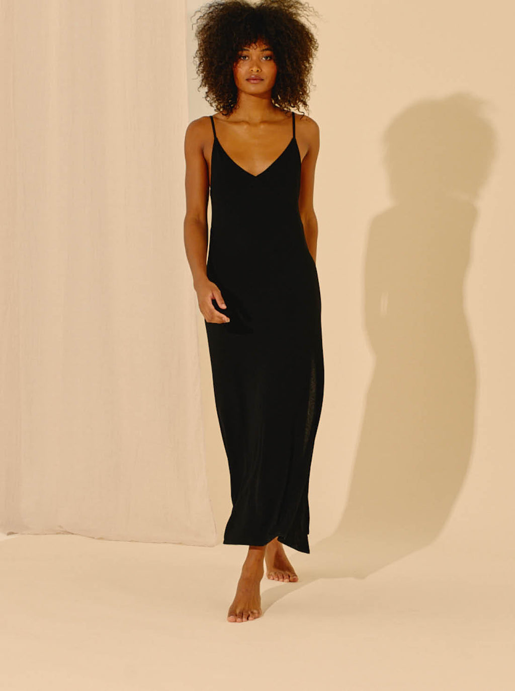 Robe Deep Black