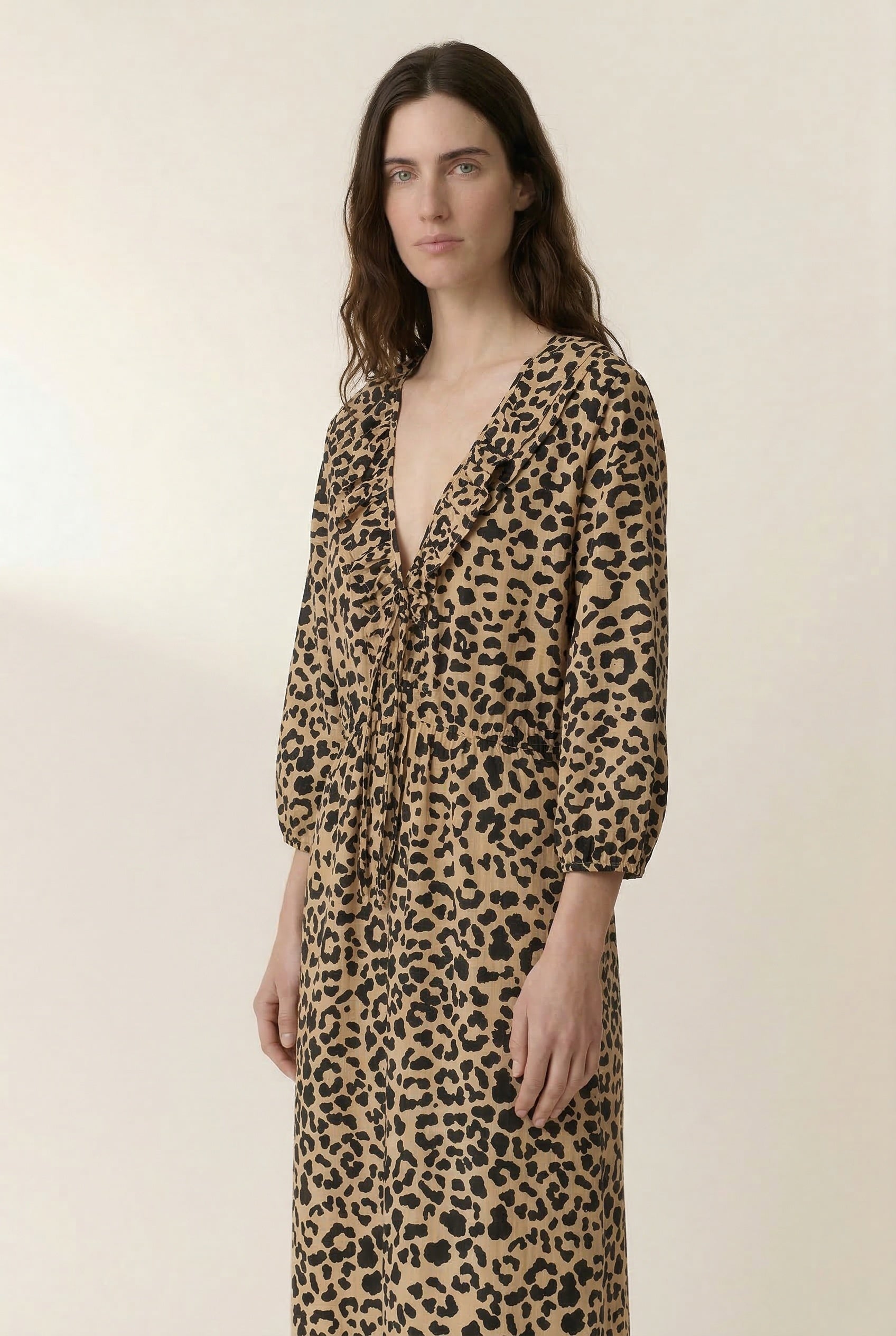 Robe Rohen Leo
