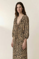 Robe Rohen Leo