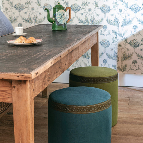 Taburete con asiento Star - Lino azul pavo real - Mayfair Piping