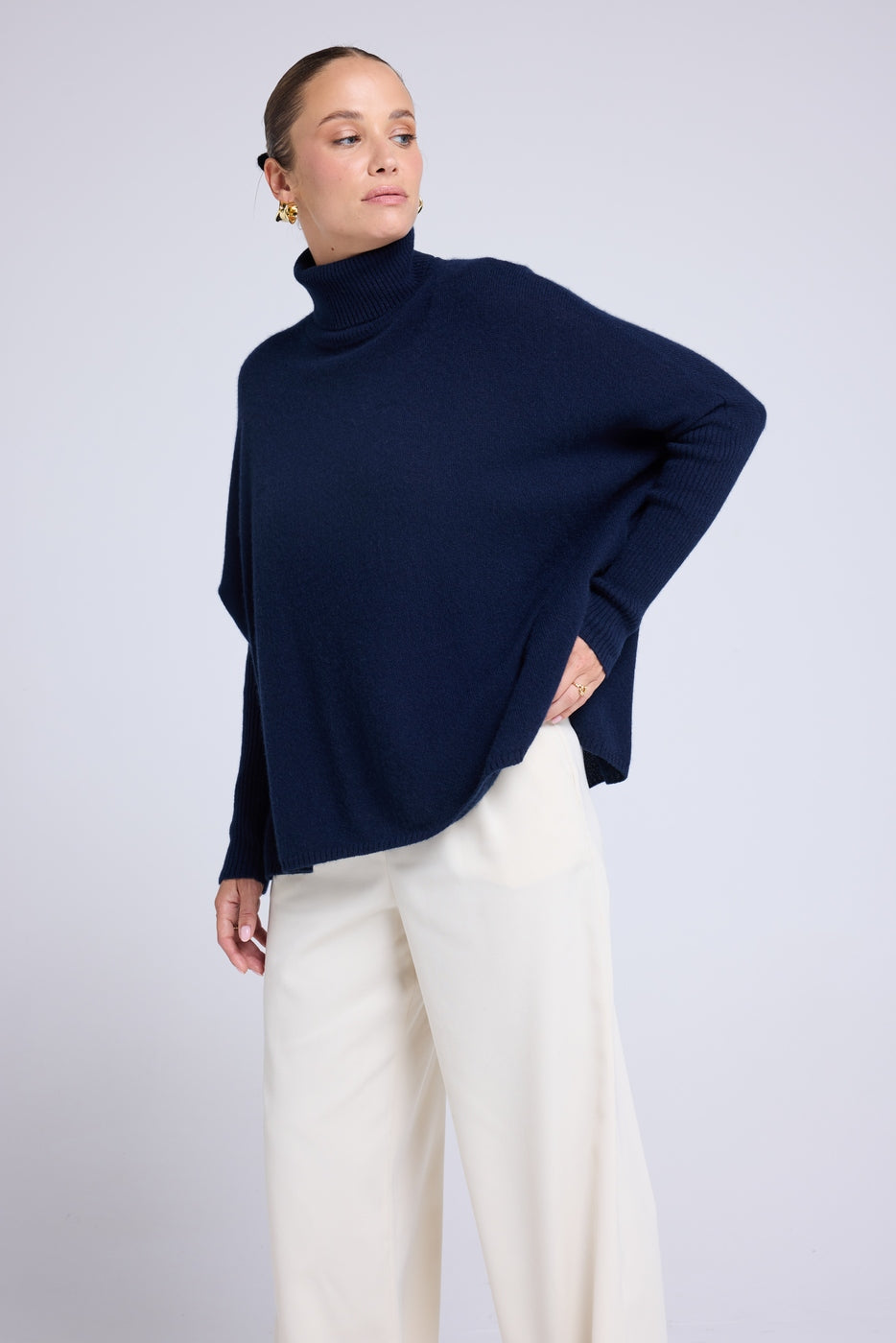 Maglione Collo Alto Poncho Rolanda - Blu Marino