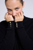 Pull Col Roule Boutons Dorés Poncho Rolanda - Noir