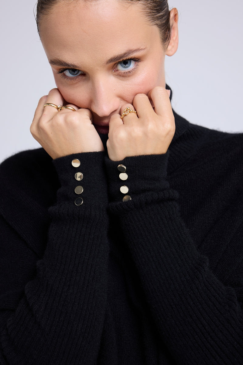 Pull Col Roule Boutons Dorés Poncho Rolanda - Noir