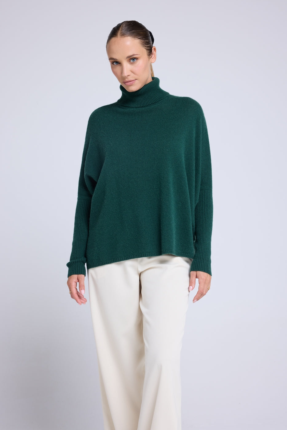 Jersey Cuello Alto Poncho Rolanda - Verde Botella