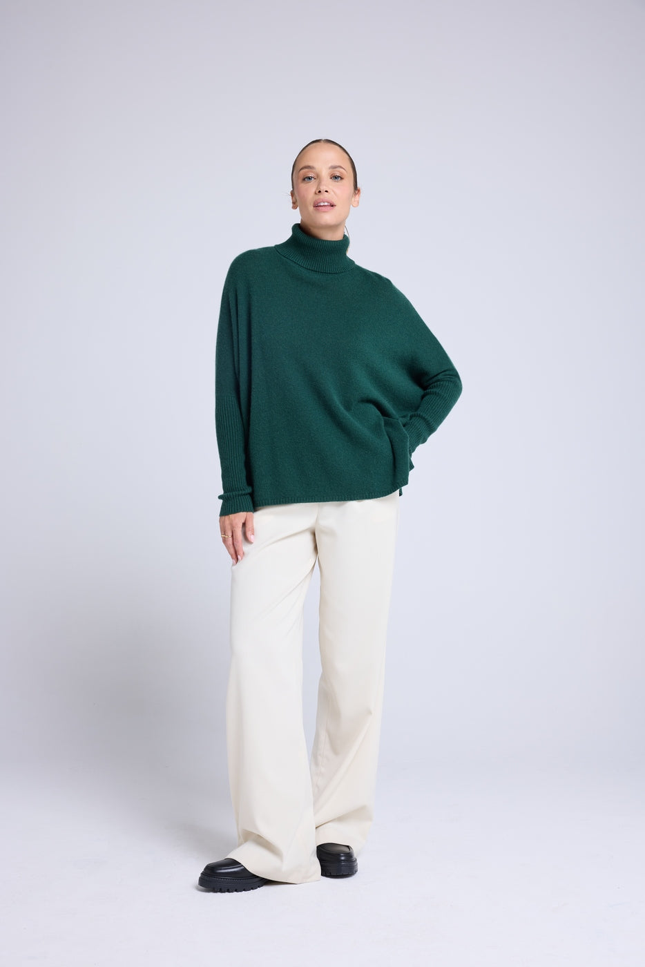 Jersey Cuello Alto Poncho Rolanda - Verde Botella