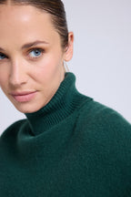 Jersey Cuello Alto Poncho Rolanda - Verde Botella