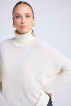 Jersey Cuello Vuelto Poncho Rolanda - Blanco
