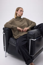 Pull Col Roule Poncho Avec Boutons F Rolanda - Vert Khaki Boutons Dores - Femme