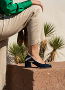 Robert Queen - Azul centrista