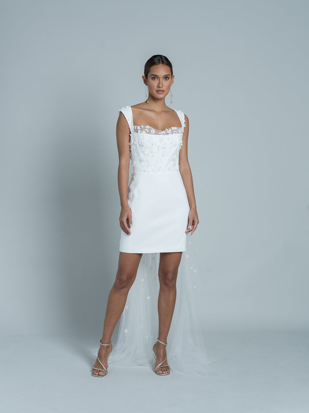 Vestido Corto Con Cola Oshun - Blanco