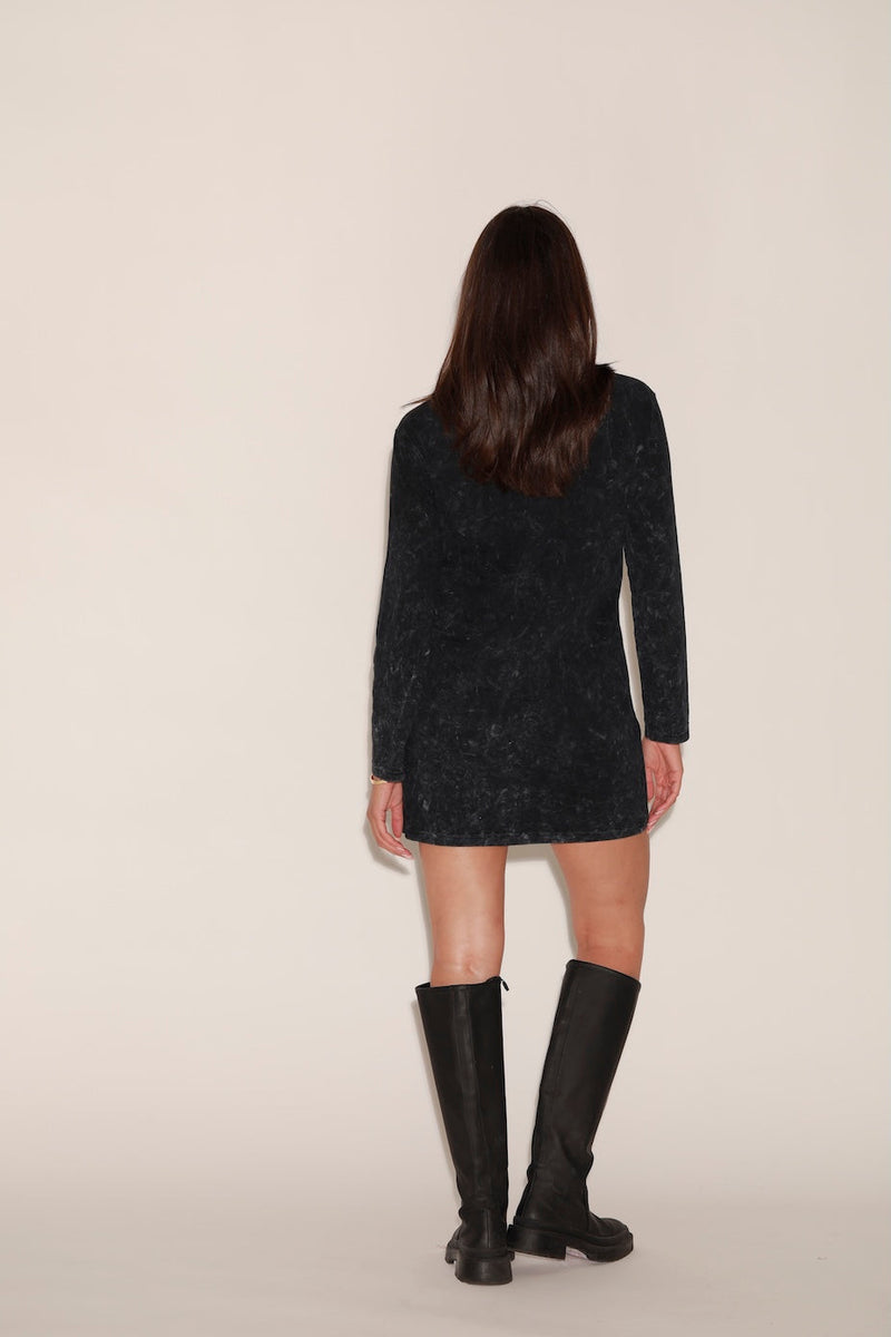 ROBE ALAN