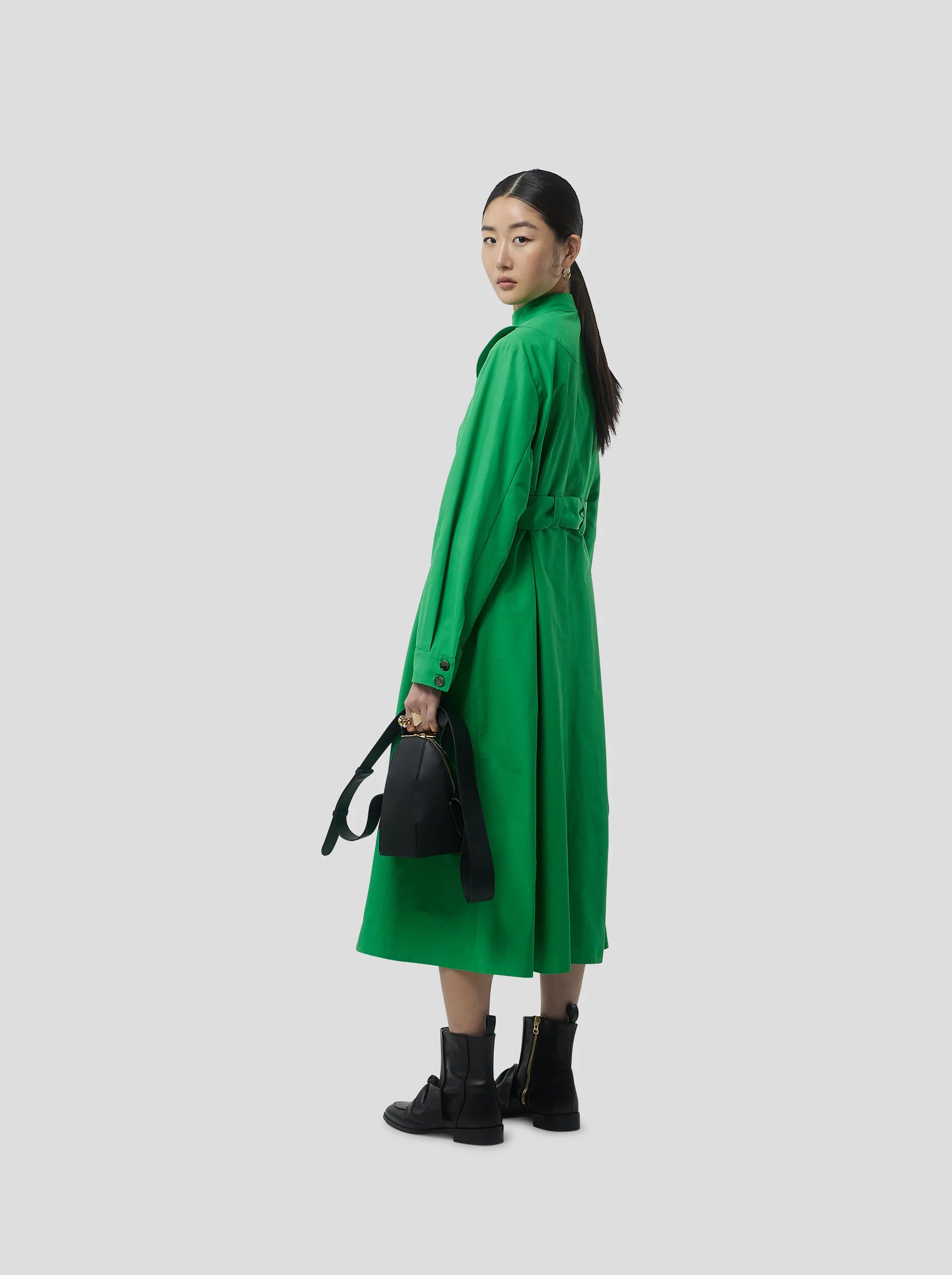 Robe Kurtis In Soft Technical Fabric In Kelly Green