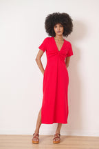 Robe Garance Paris collection printemps été 2025 modèle près du corps nouée devant 