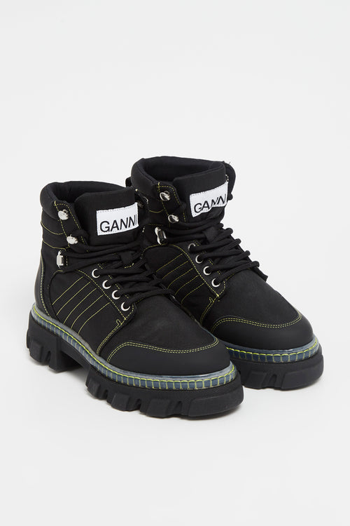 Hiking Boots With Laces And Studs - Black