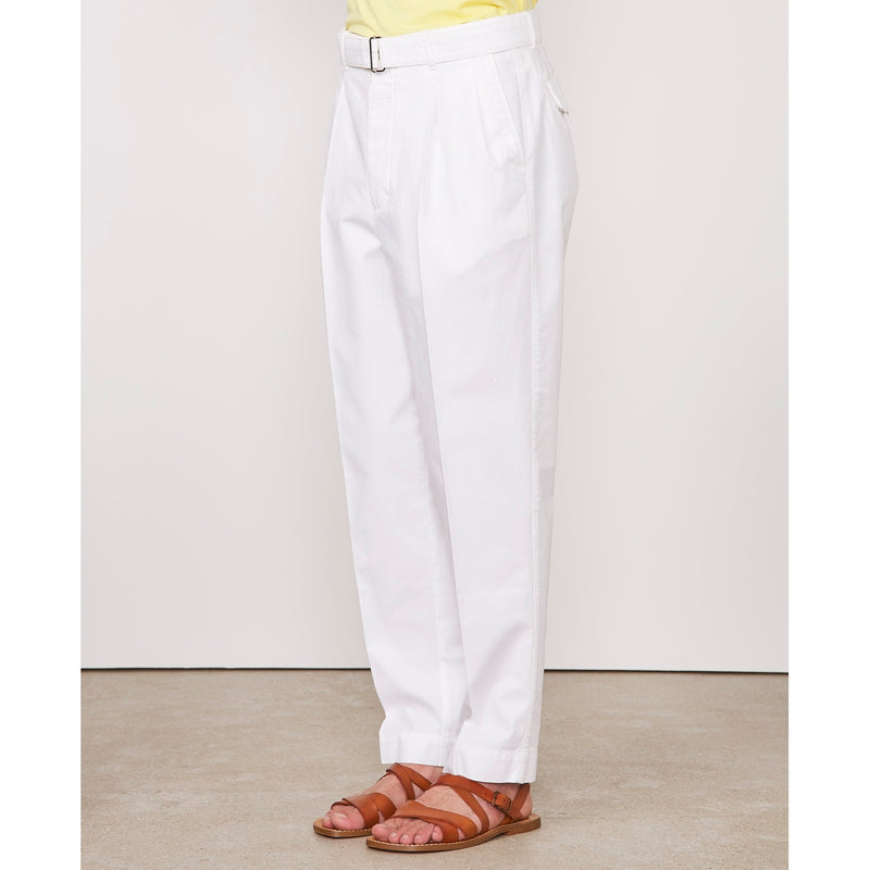 Chino Luigi Plt Chn Itl Pgmt Dye Co - White