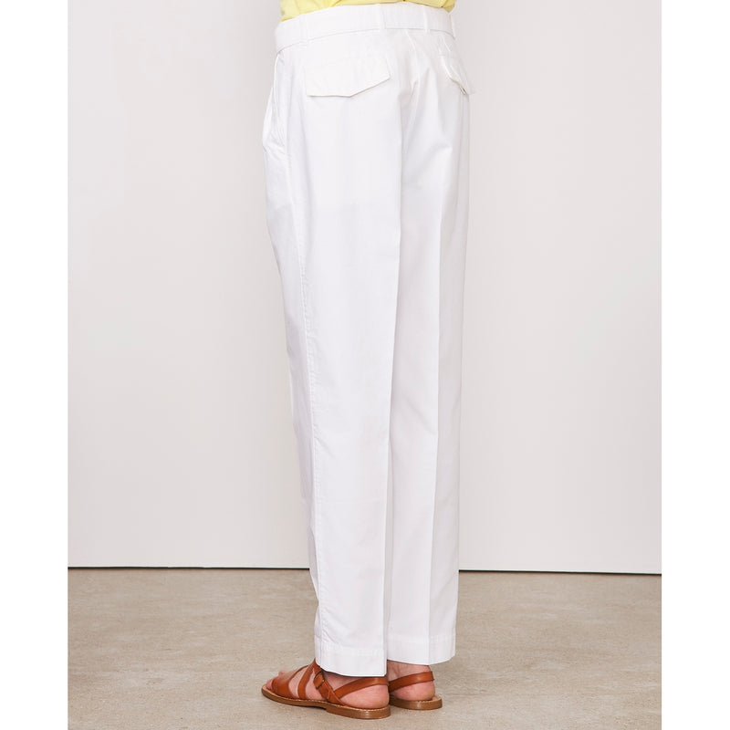 Chino Luigi Plt Chn Itl Pgmt Dye Co - White