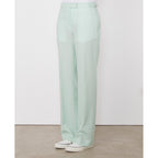 Officine Générale – Pantalon Ilenia - Menthe - Femme, pantalon vert clair porté par un mannequin, vue de profil