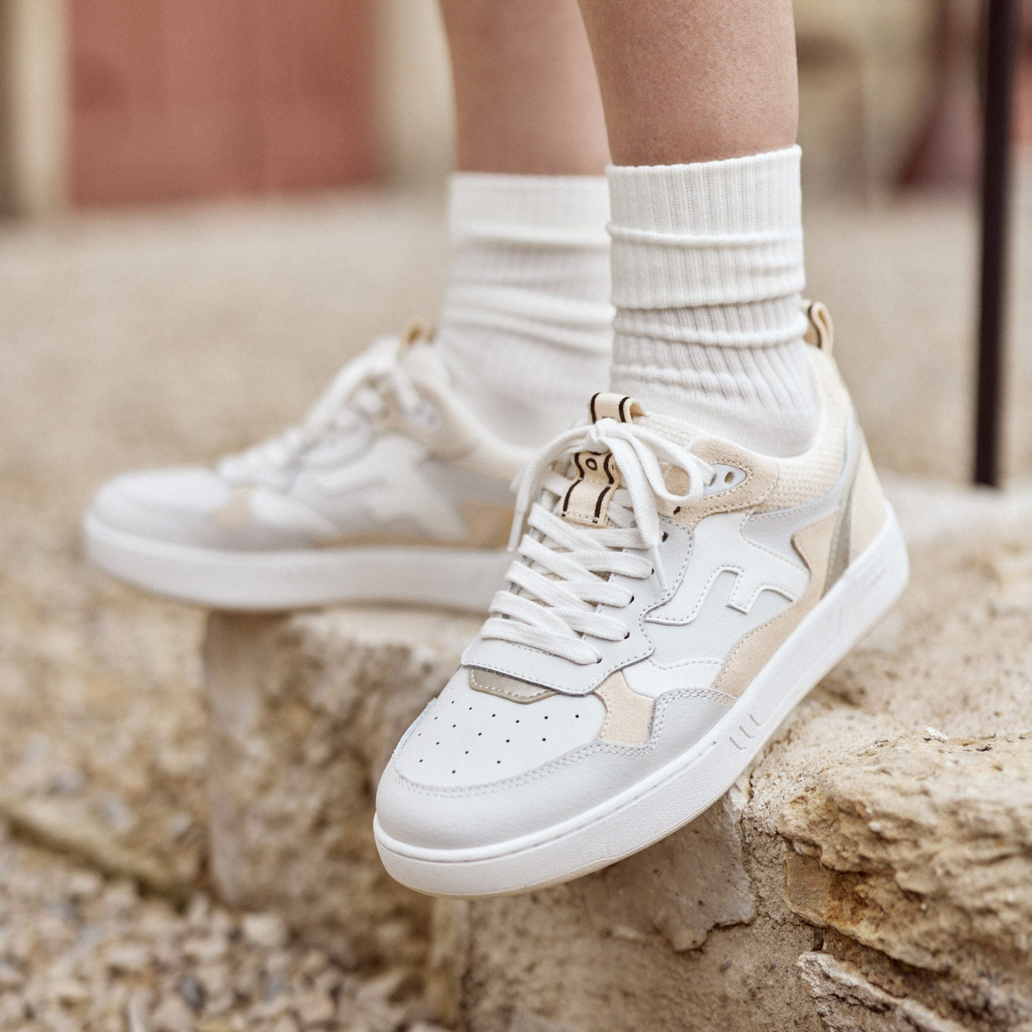 Baskets Basses Blanches & Beiges Dahlia - Femme