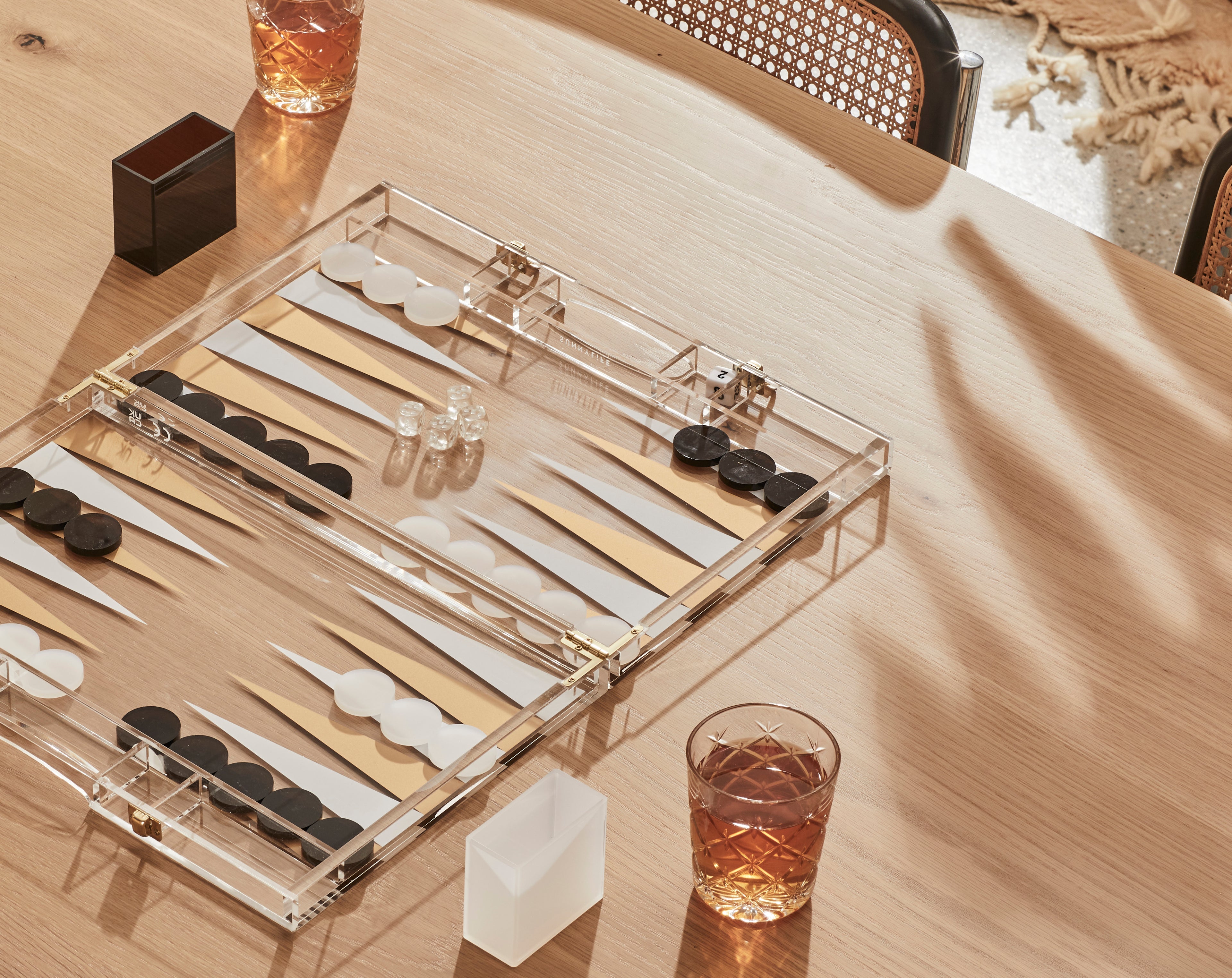 Backgammon en Lucite