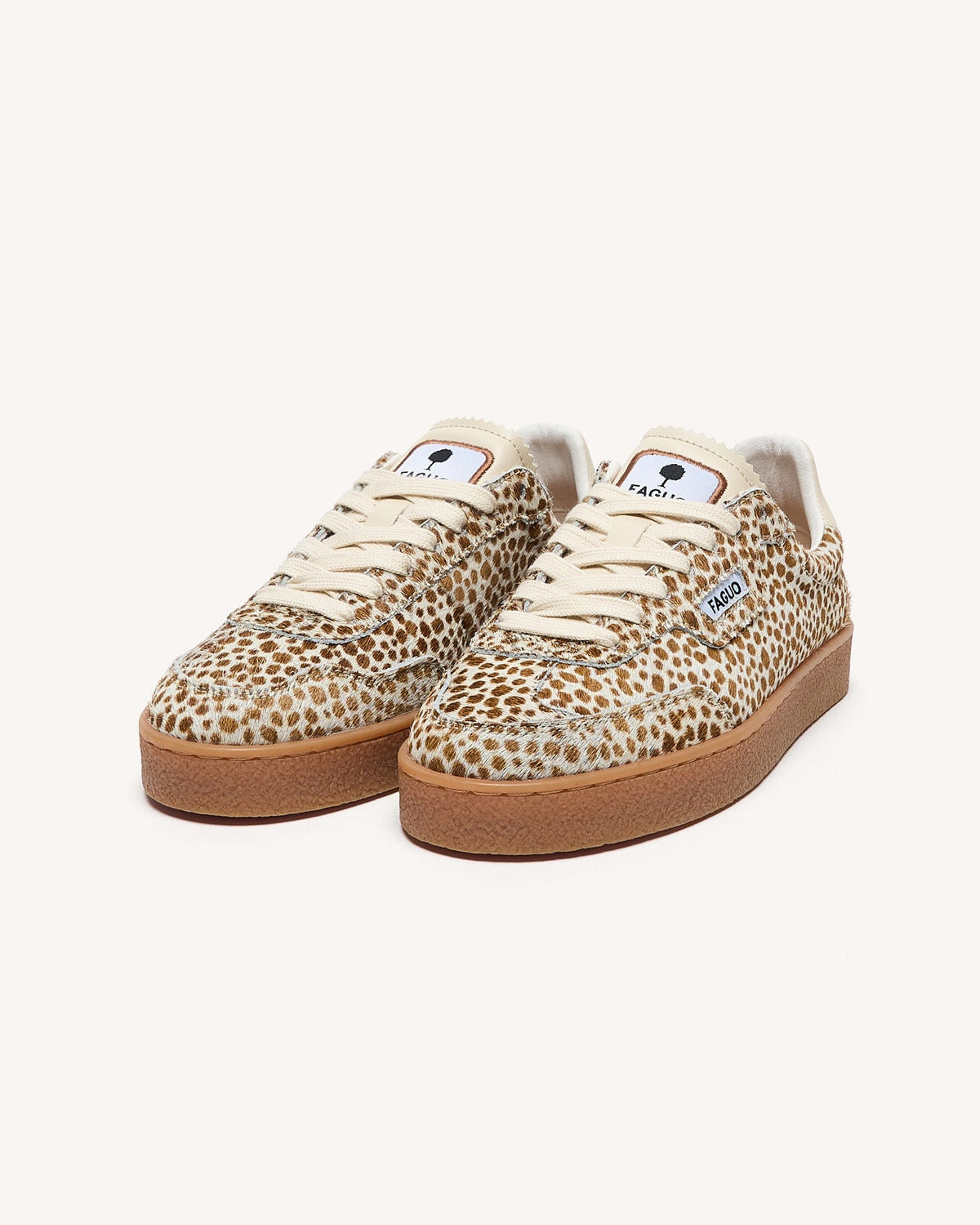Sneakers in pelle écru e leopardate