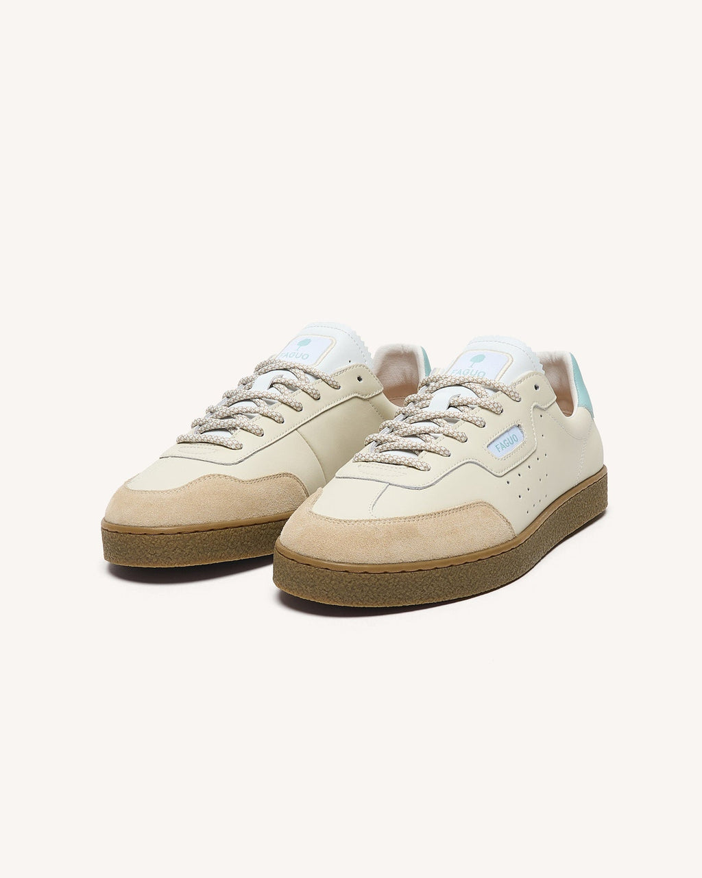 Zapatillas de piel crudo y azul