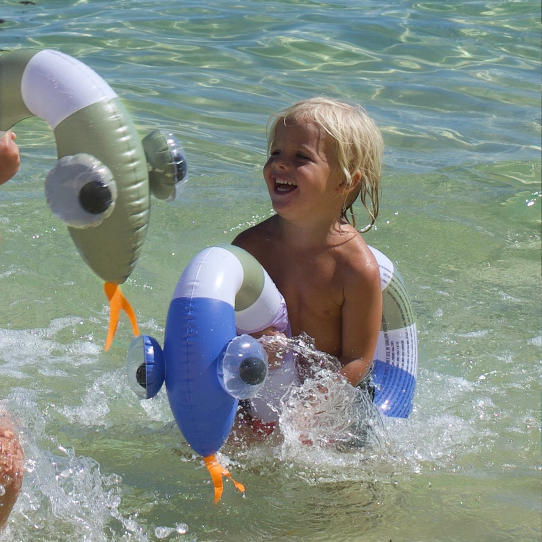 Set of 2 Inflatable Noodles for Children - Into The Wild - Multicolor
