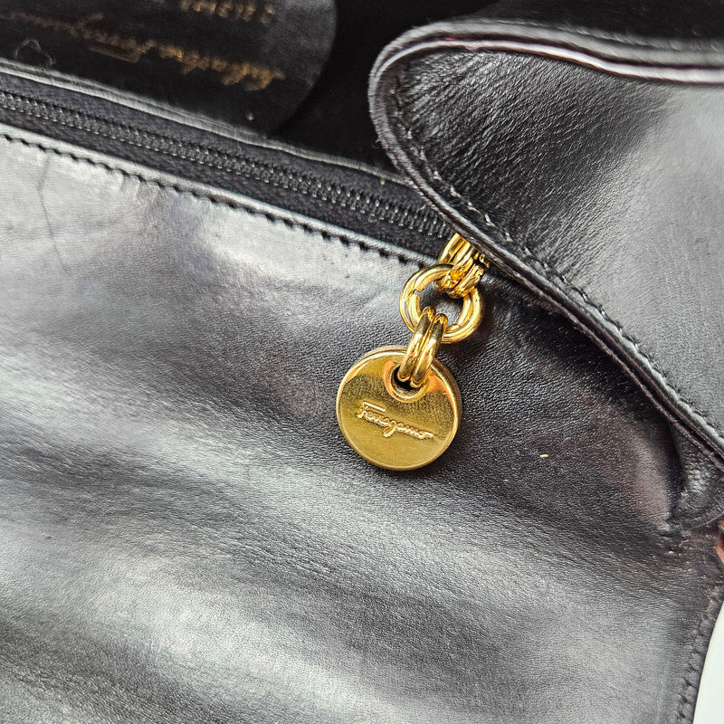 Bolso Salvatore Ferragamo Gancini