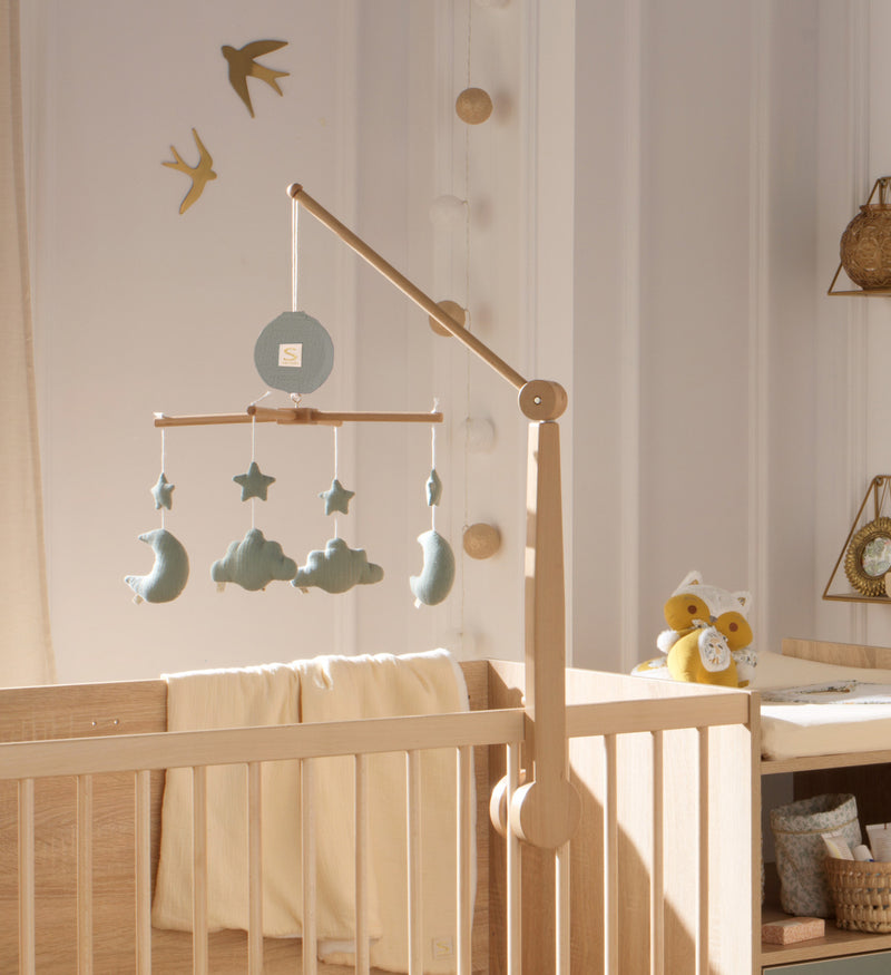 Mobile Musical Bébé En Bois Avec 4 Jouets