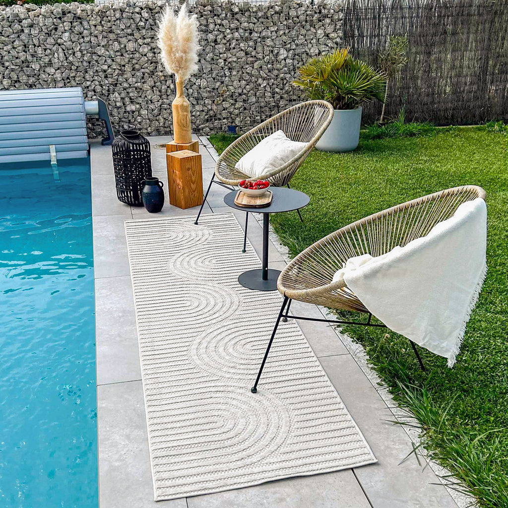 Indoor and outdoor rugs with symmetrical arc patterns White: SAN986BLA Nazar rugs