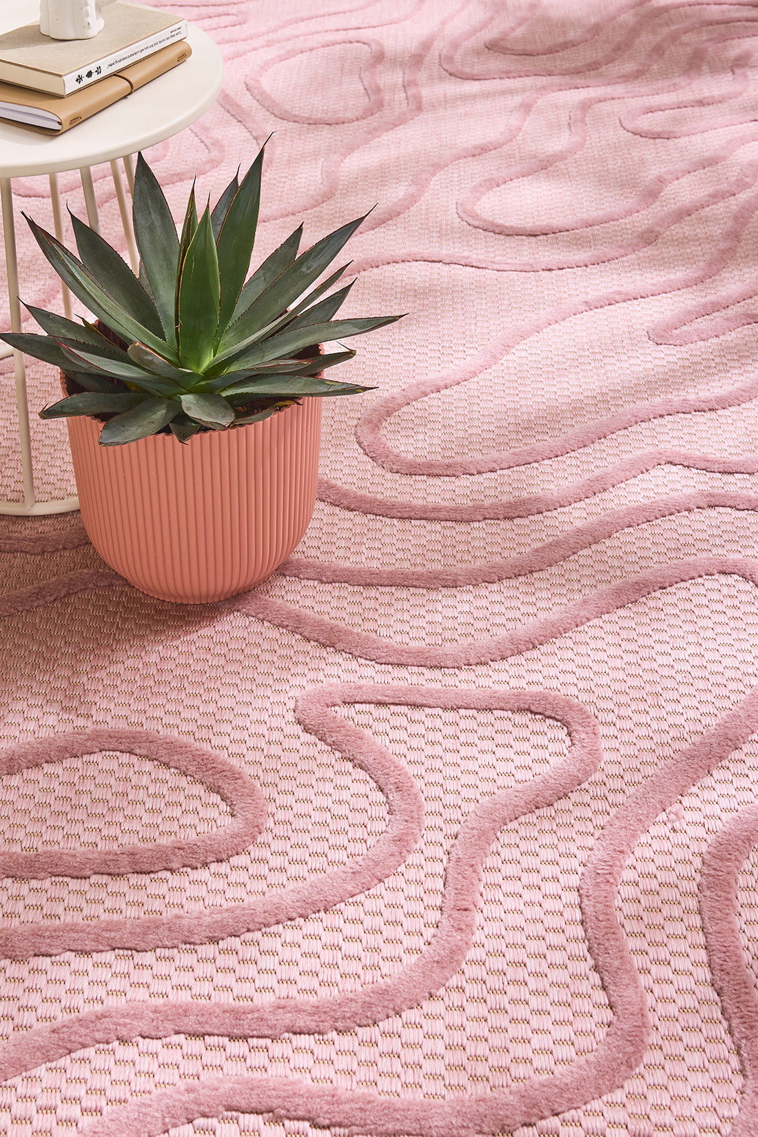 Indoor and outdoor rug with abstract Santorini Rose pattern: SAN988ROS Nazar rugs