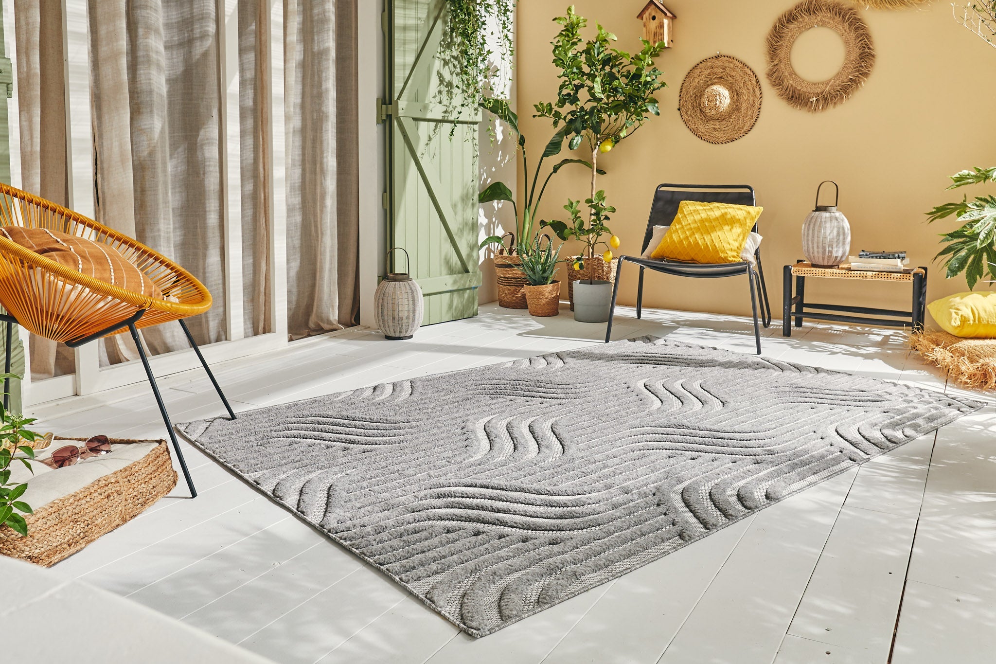 Santorini Gray indoor and outdoor graphic pattern rug: SAN989GRI Nazar rugs