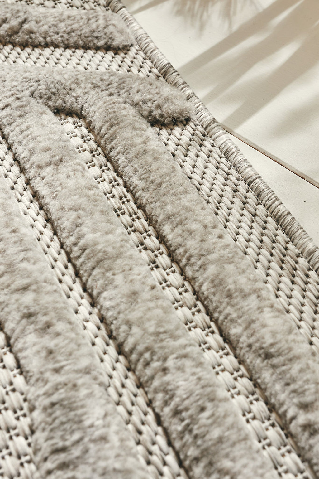 Santorini Gray indoor and outdoor graphic pattern rug: SAN989GRI Nazar rugs