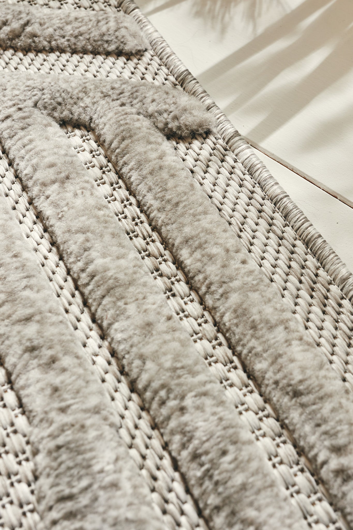 Santorini Gray indoor and outdoor graphic pattern rug: SAN989GRI Nazar rugs