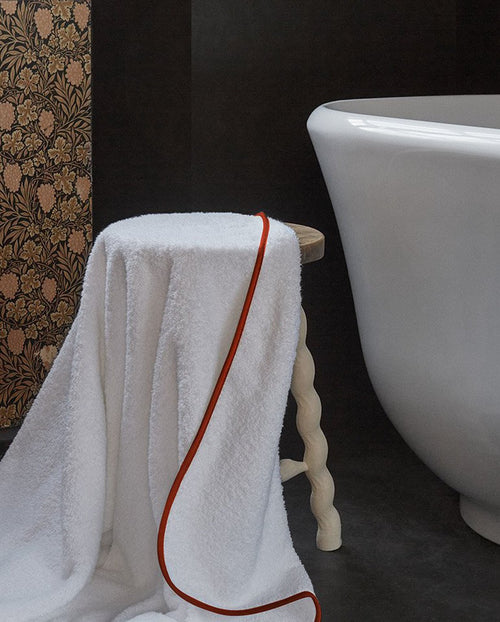 Serviette Bain - Blanc Liseré Rouge Basque