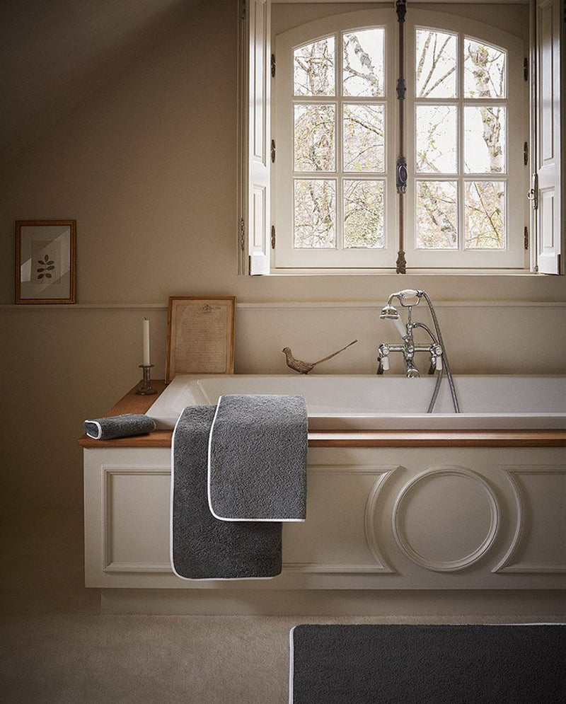 Serviette Bain - Gris Liseré Blanc