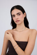 Bracelet Fin Et Irrégulier