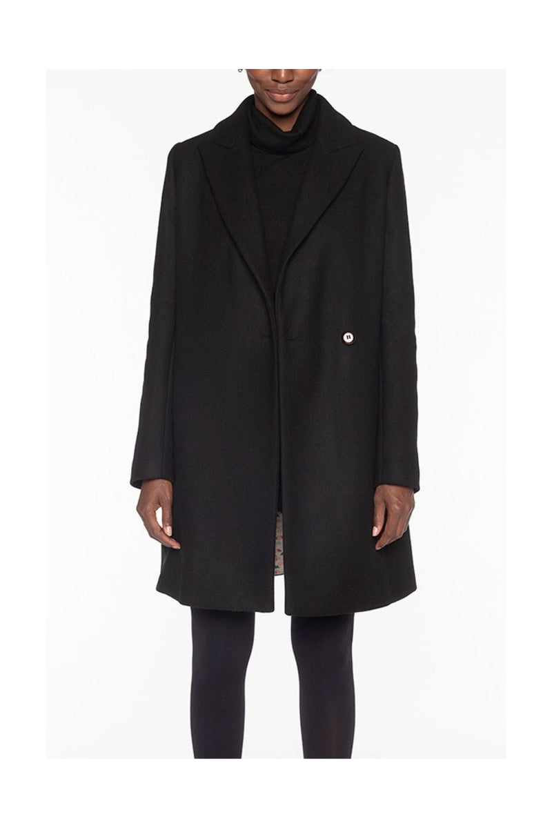 Manteau Noir Minimaliste En Drap De Laine