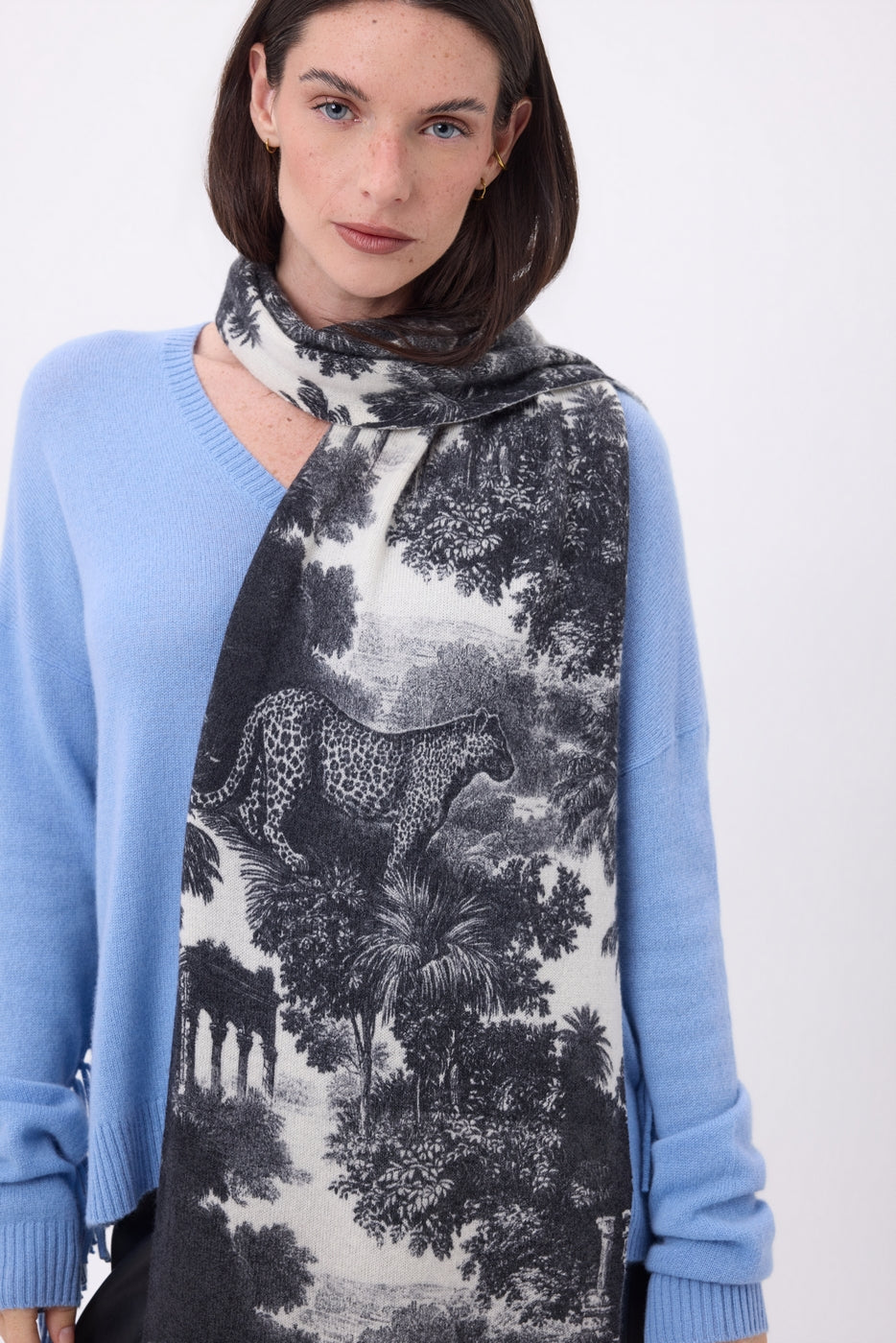 Tj Jungle Printed Scarf - Black White - Unisex