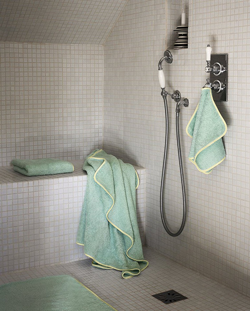 Serviette Cheveux - Vert Opaline Liseré Jaune Perse
