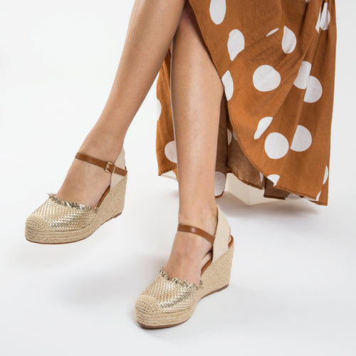 Vanessa Wu beige sandals in imitation leather tressé with bangs and tweed-effect instep Woman 