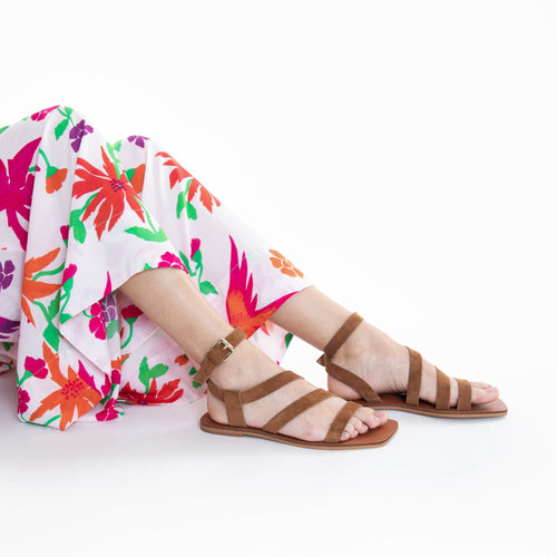 Sandals Vanessa Wu lates café with suedette straps and square toe Woman