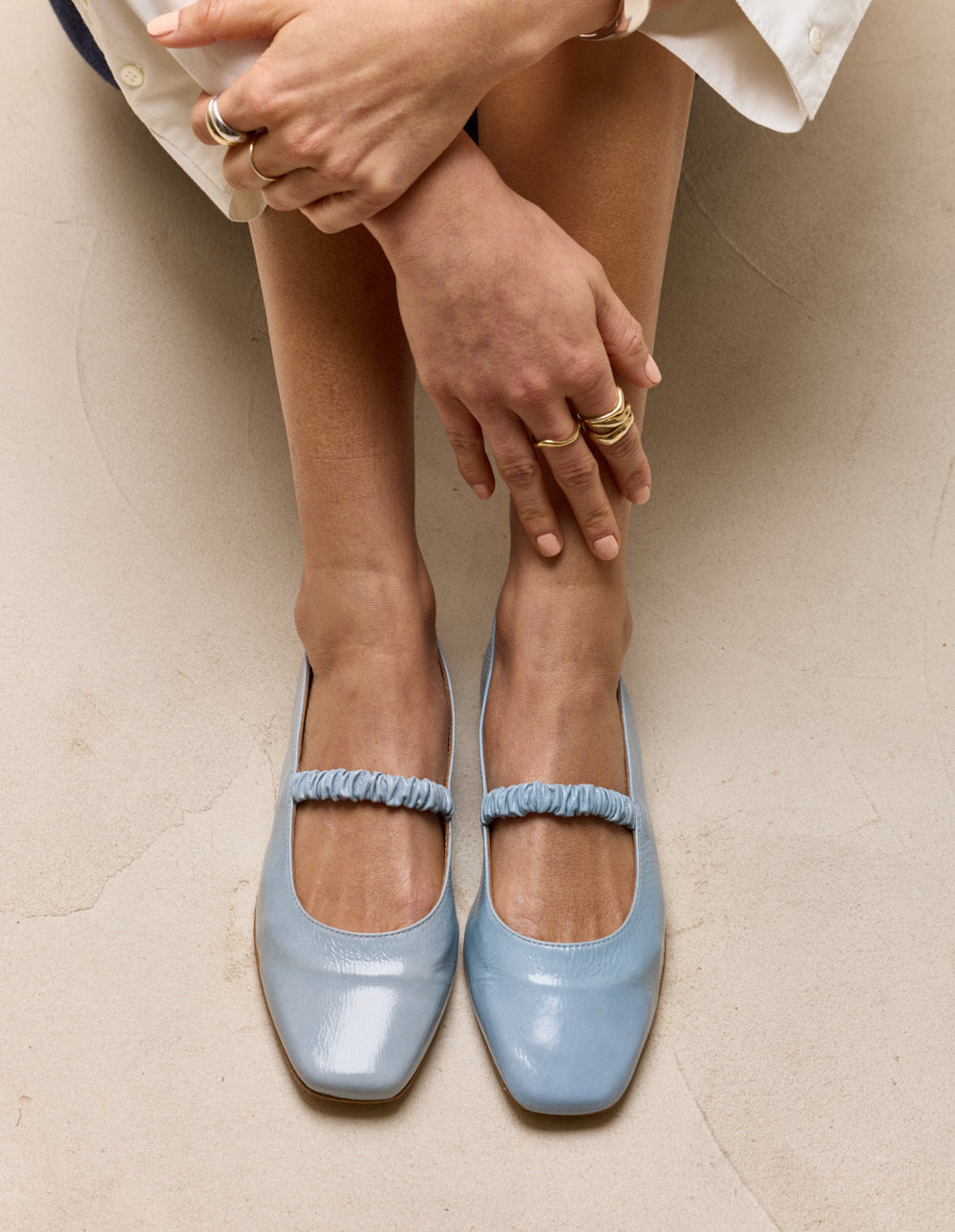 Ballerines Serra - Cuir plissé verni bleu glacé