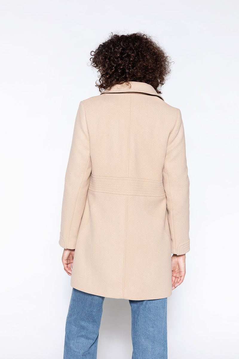 Manteau Féminin Cintré En Drap De Laine Sable