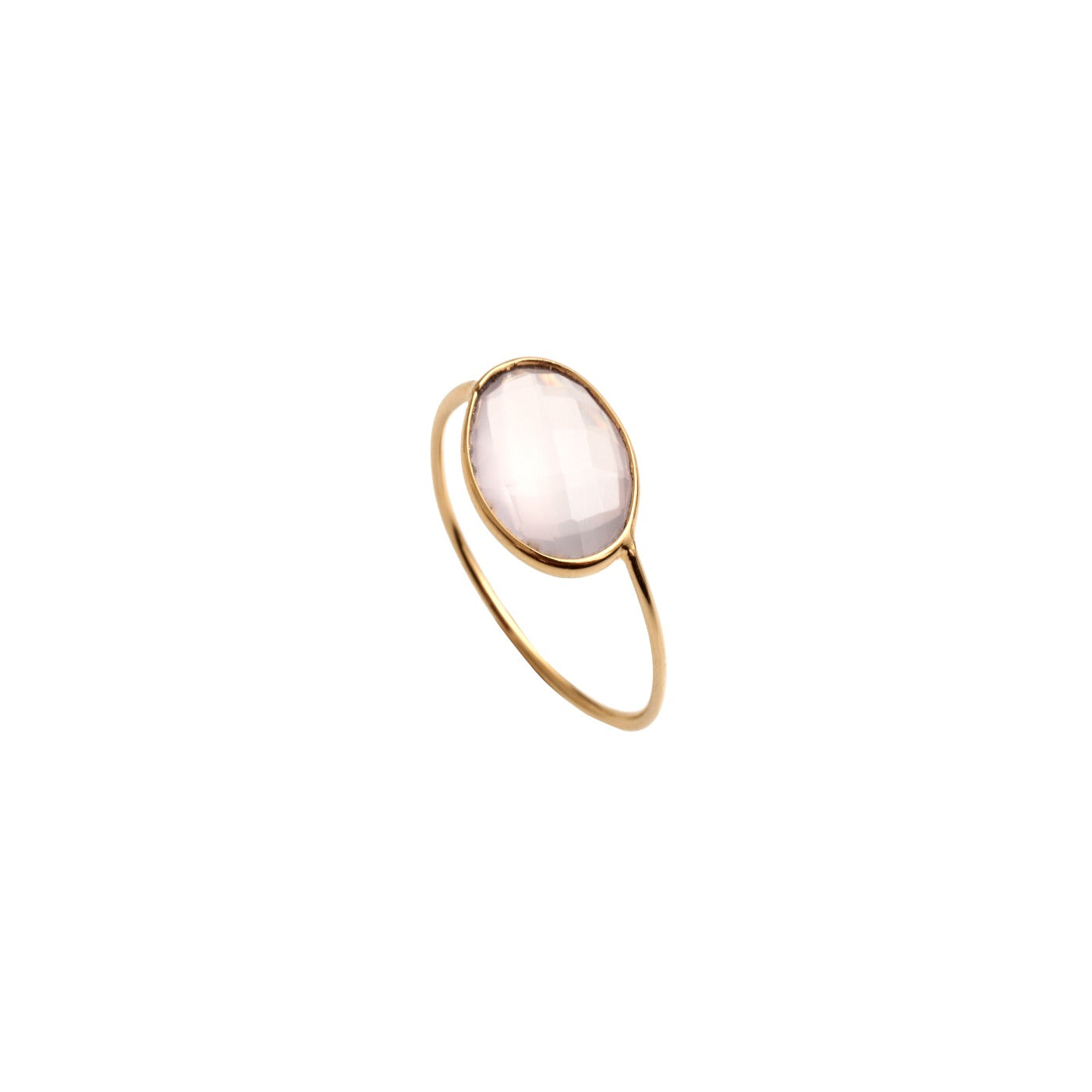 Anillo Dorado Serti Modelo Grande Cuarzo Rosa