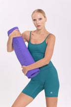 pantalones cortos de loto