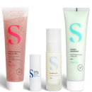 La routine skin cycling composée de quatre produits pour détoxifier la peau.