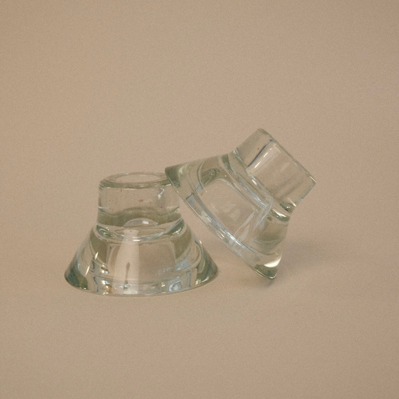 Paire De Bougeoirs En Verre