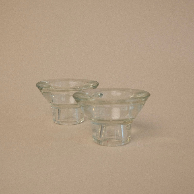 Paire De Bougeoirs En Verre