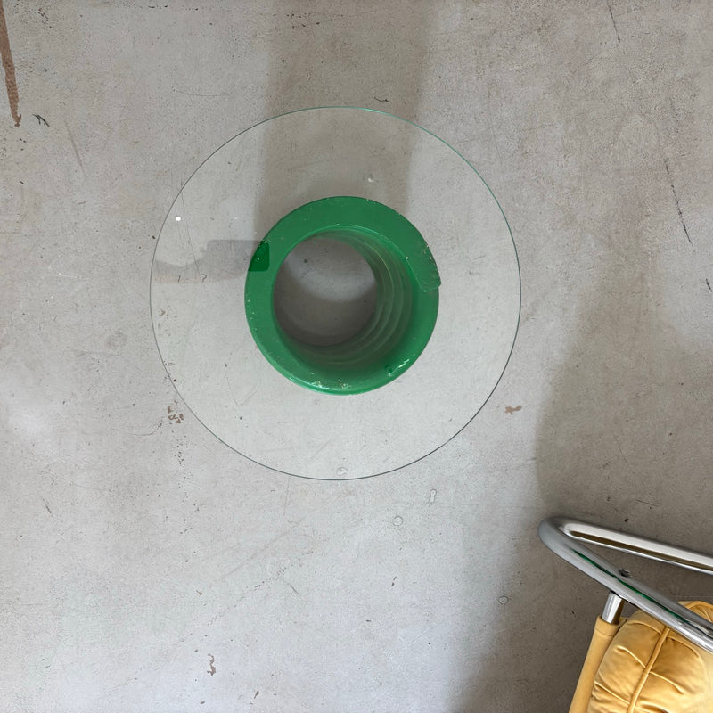 Mesa auxiliar verde de la era espacial