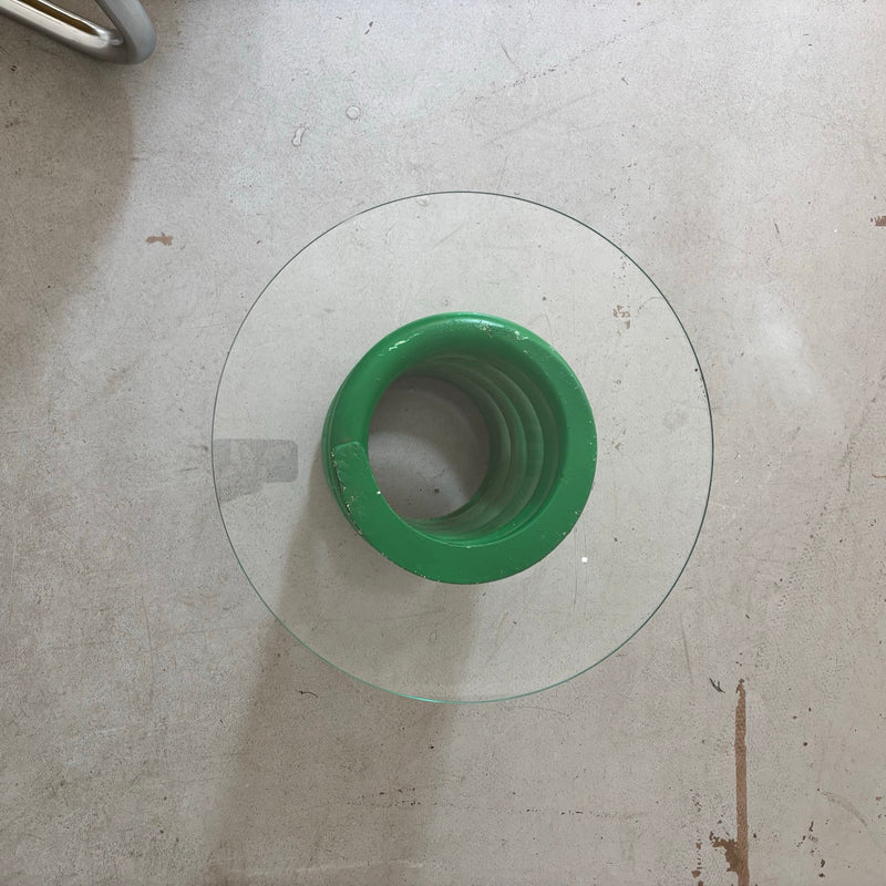 Mesa auxiliar verde de la era espacial